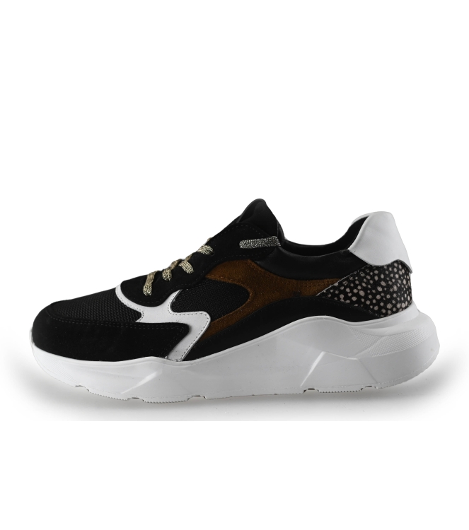Maruti Sneakers