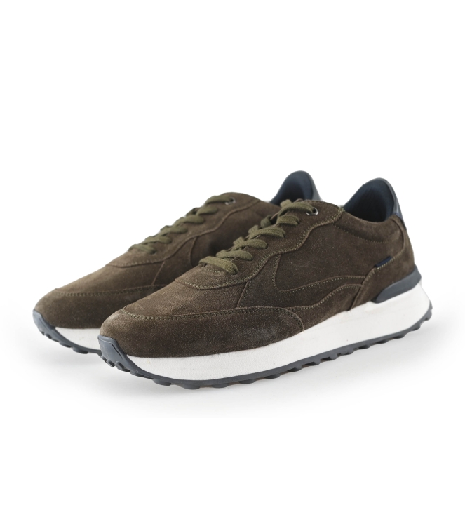 Vertice Sneakers