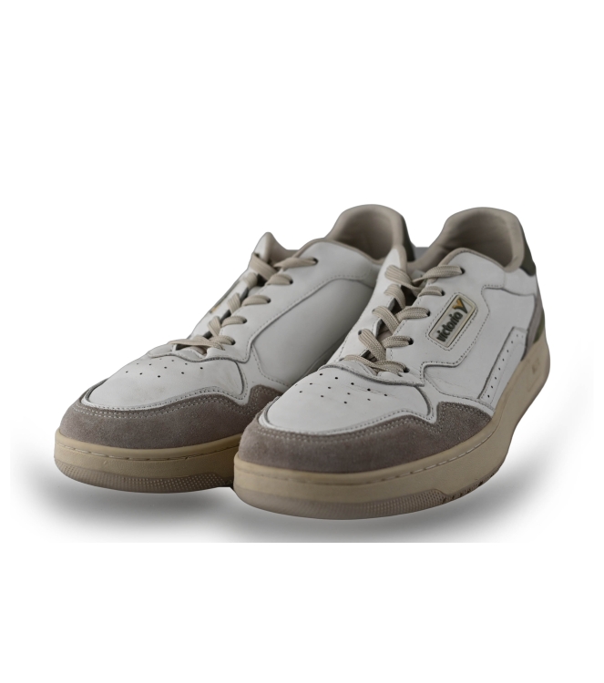 Victoria Sneakers