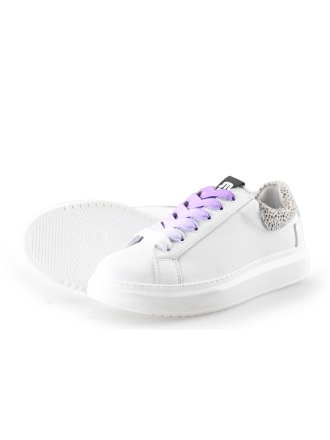 Maruti Sneakers