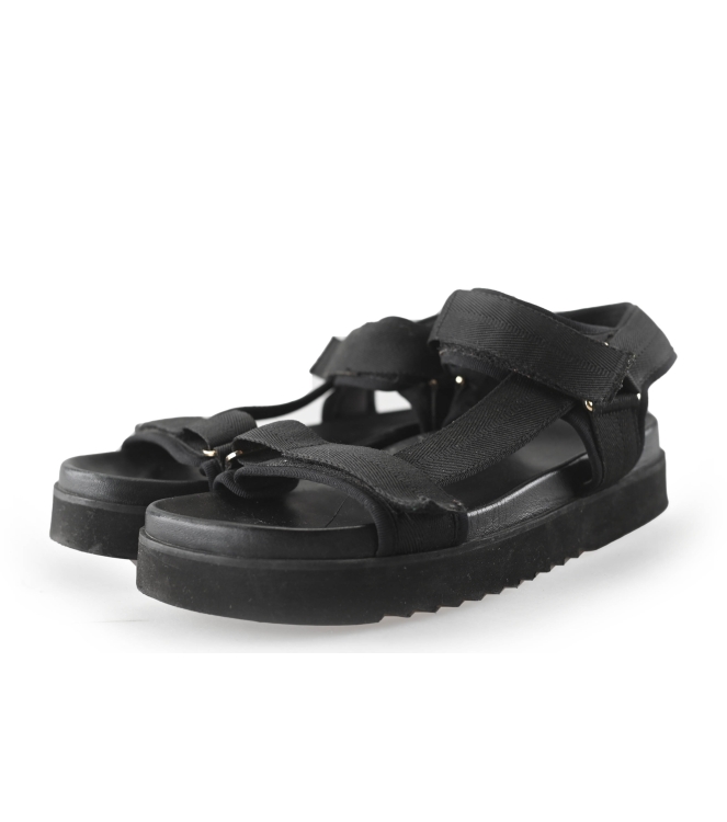 Maruti Sandalen