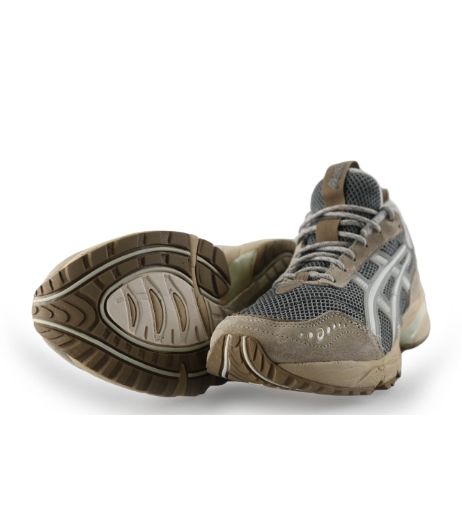 Asics Sneakers
