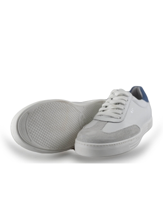 AQA Sneakers