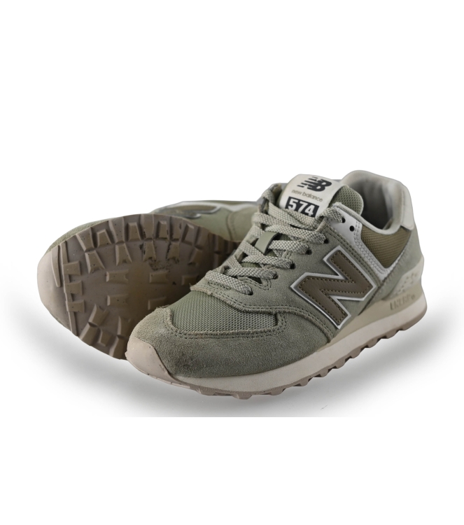 New Balance Sneakers