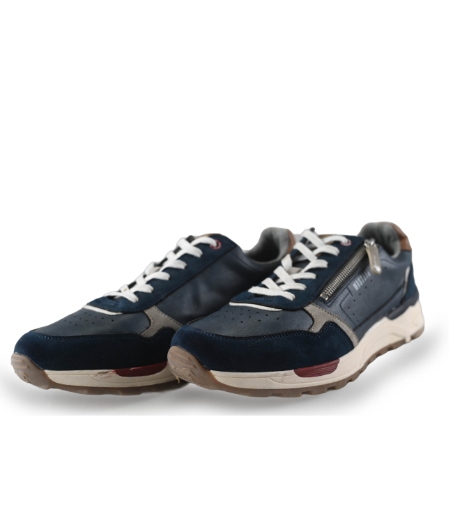 Mustang Sneakers