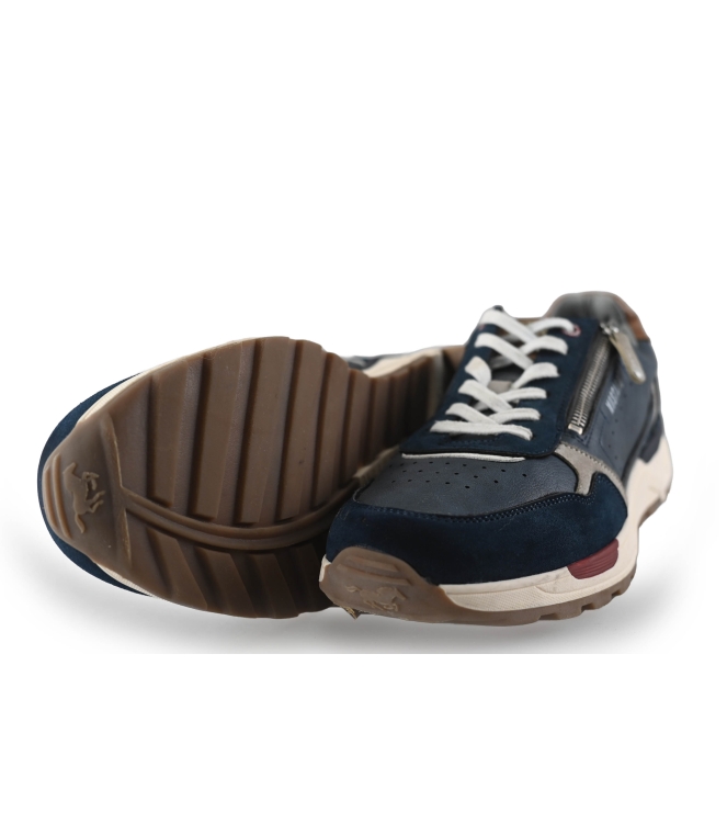 Mustang Sneakers