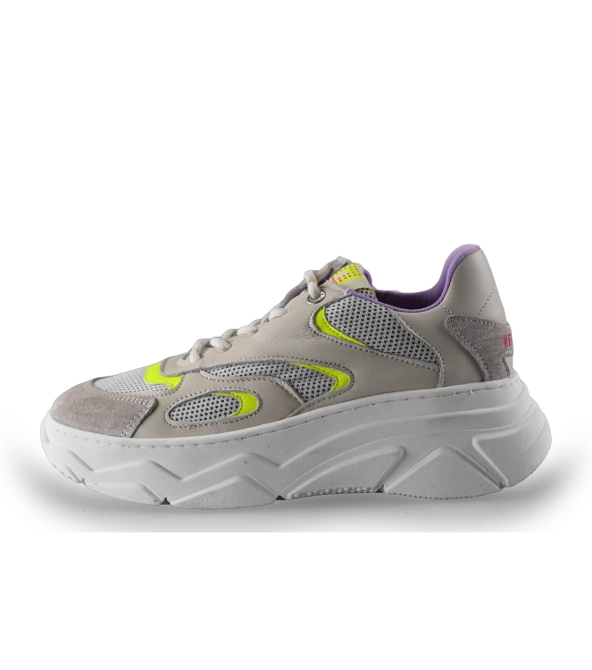 Red-Rag Sneakers