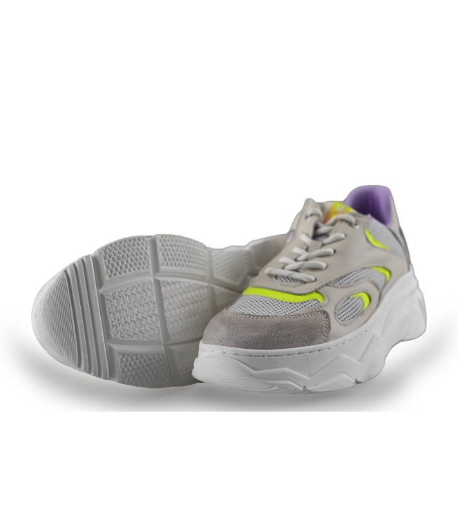 Red-Rag Sneakers