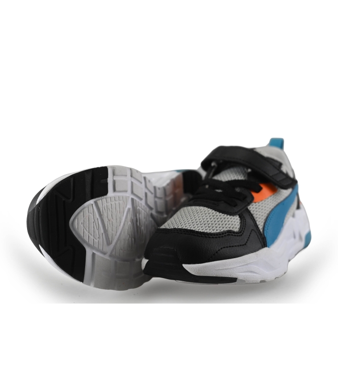 Puma Sneakers