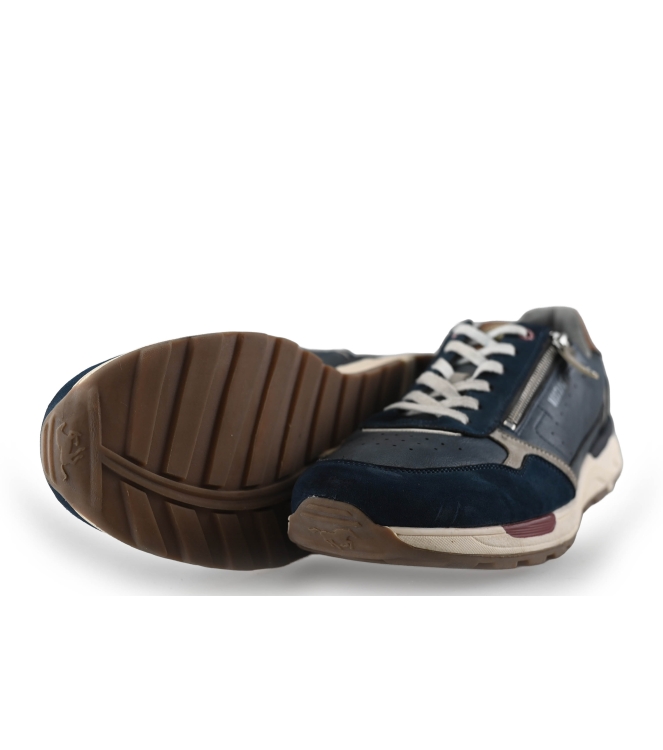 Mustang Sneakers