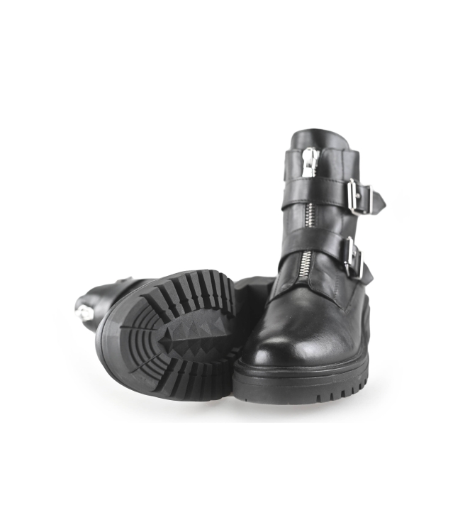 Omoda Boots