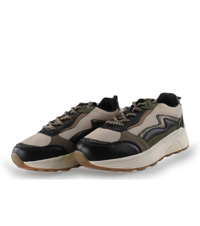 DSTRCT Sneakers