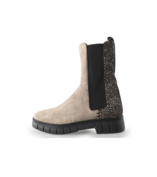 Maruti Chelsea boots