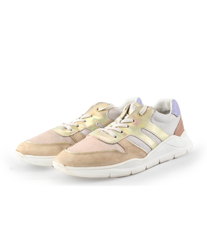 Wysh Sneakers