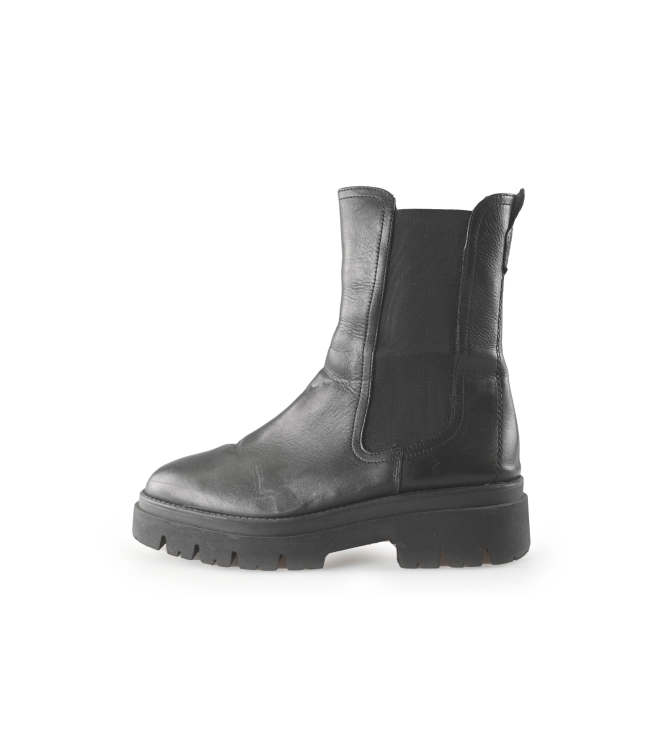 Tamaris Chelsea boots