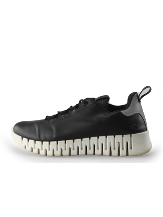 Ecco Sneakers