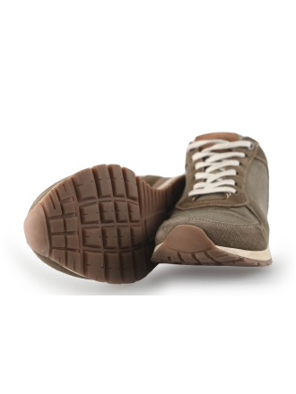 Travelin Sneakers