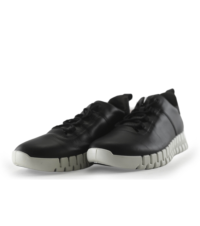 Ecco Sneakers