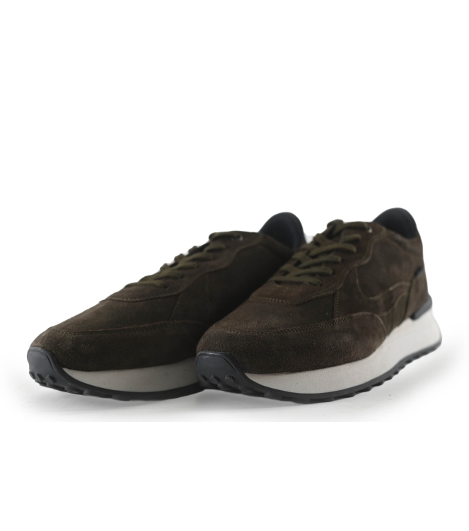 Vertice Sneakers