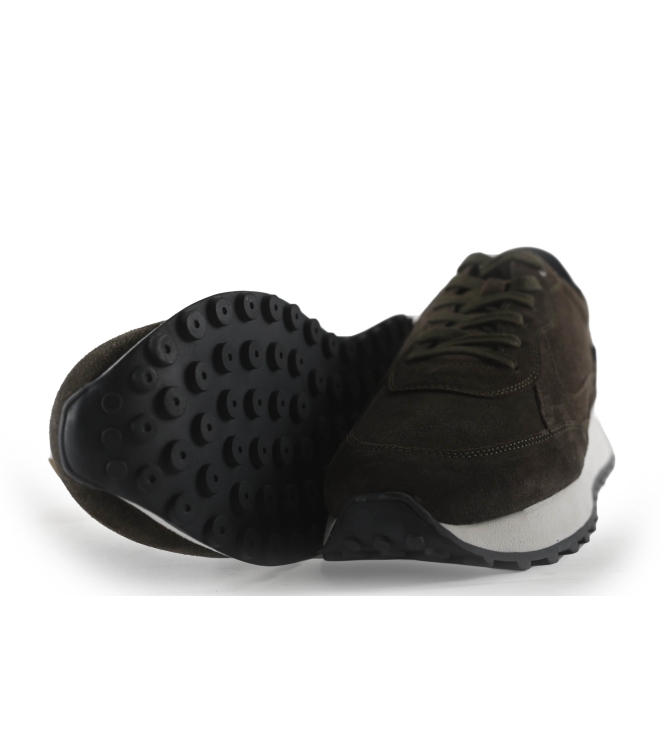 Vertice Sneakers