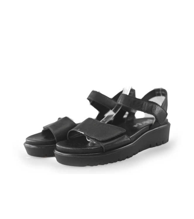 Ara Sandalen