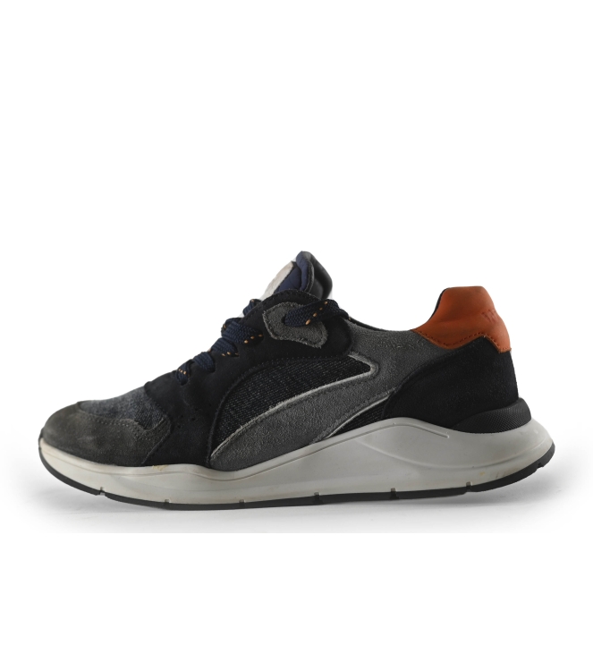 Wysh Sneakers