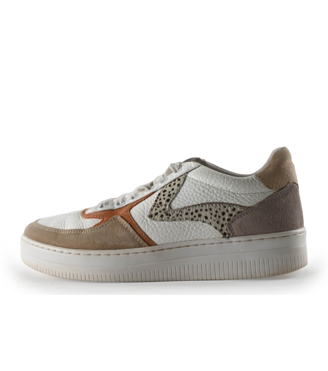 Maruti Sneakers