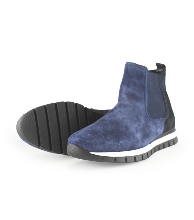Gabor Chelsea boots