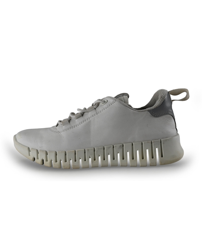 Ecco Sneakers