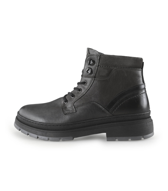 Outfielder Veterboots