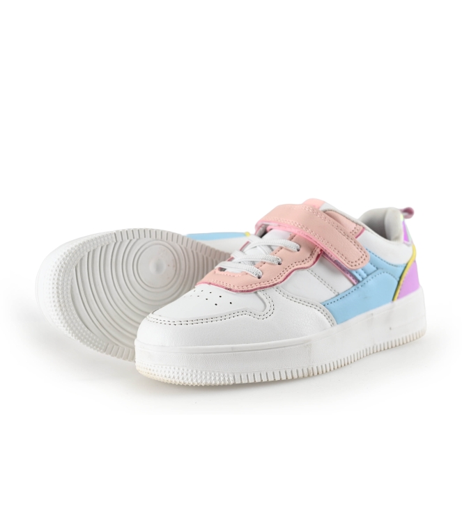 Mustang Sneakers