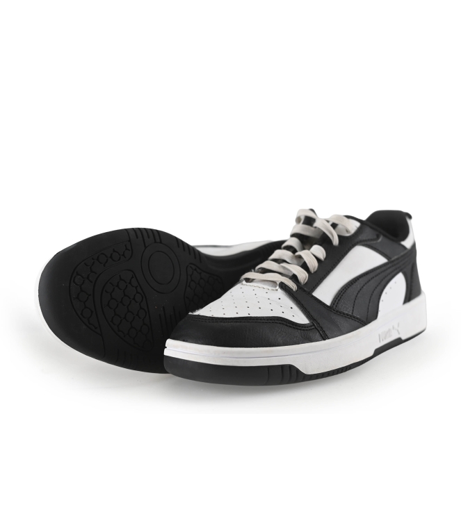 Puma Sneakers