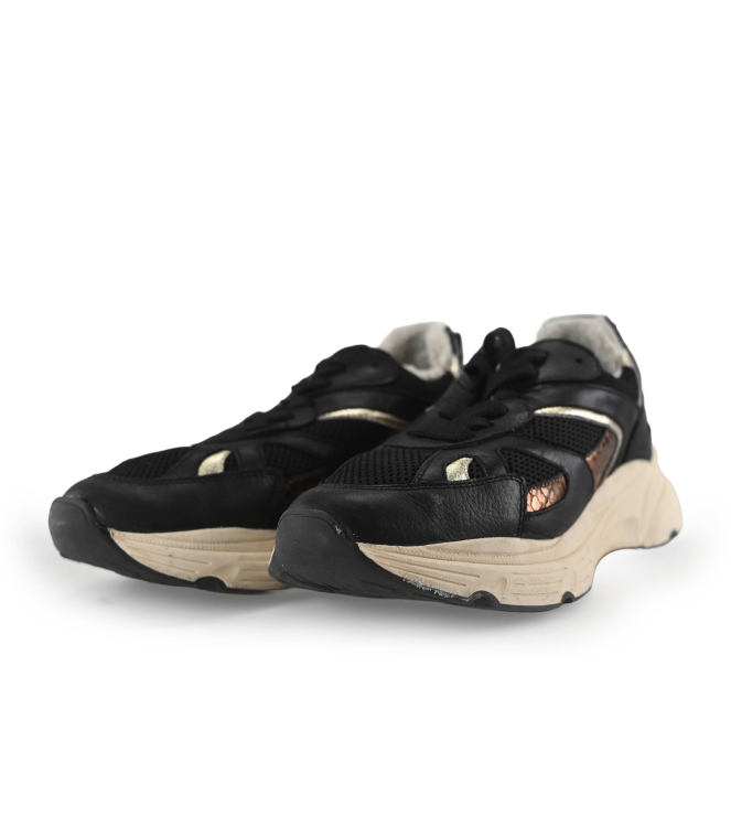 Manfield Sneakers