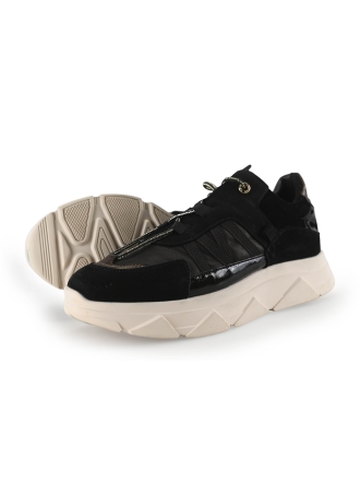 Tango Sneakers