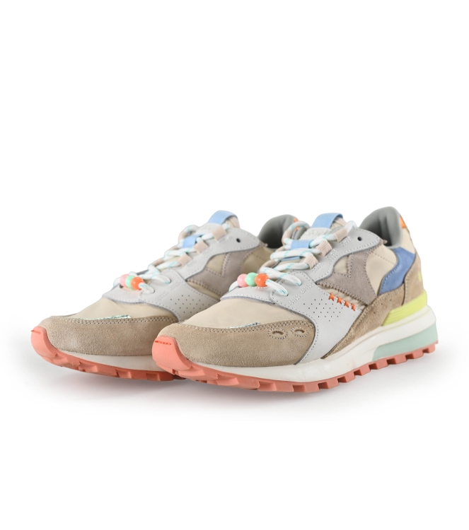 Victoria Sneakers