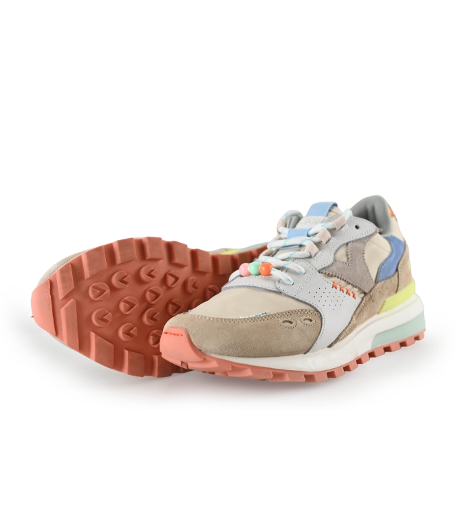 Victoria Sneakers