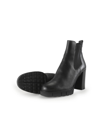 Tamaris Chelsea boots