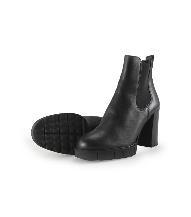 Tamaris Chelsea boots