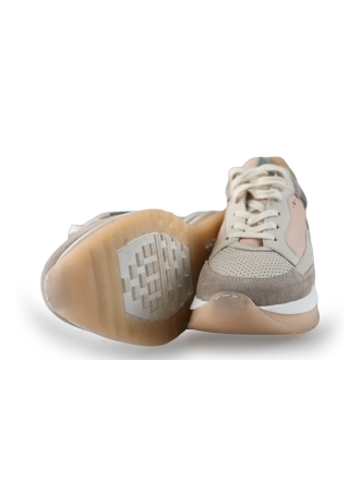 AQA Sneakers