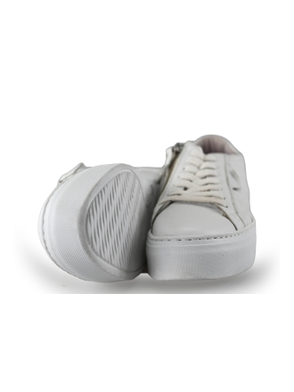 AQA Sneakers