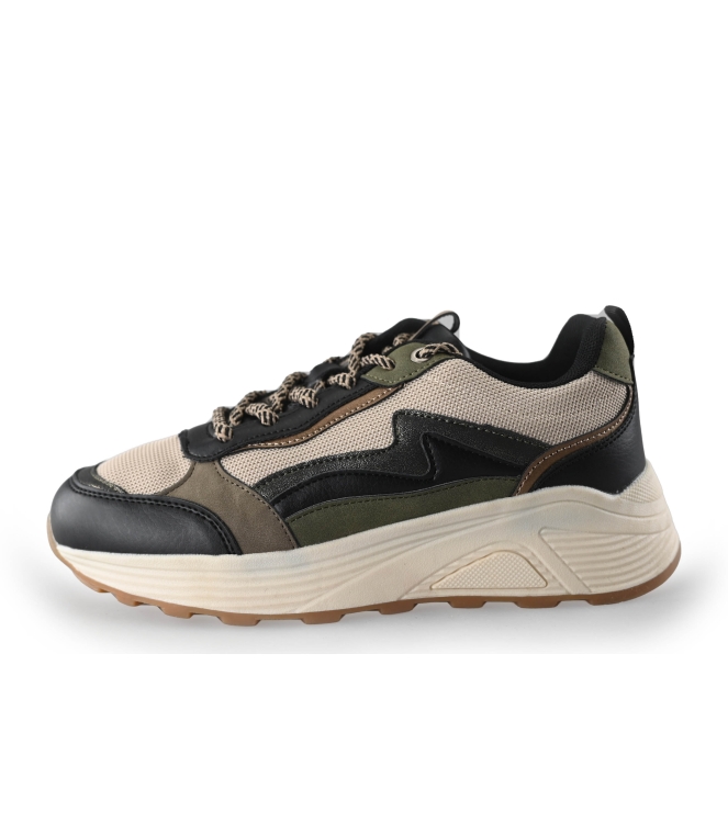 DSTRCT Sneakers