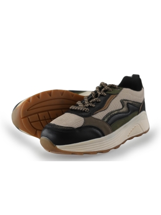 DSTRCT Sneakers