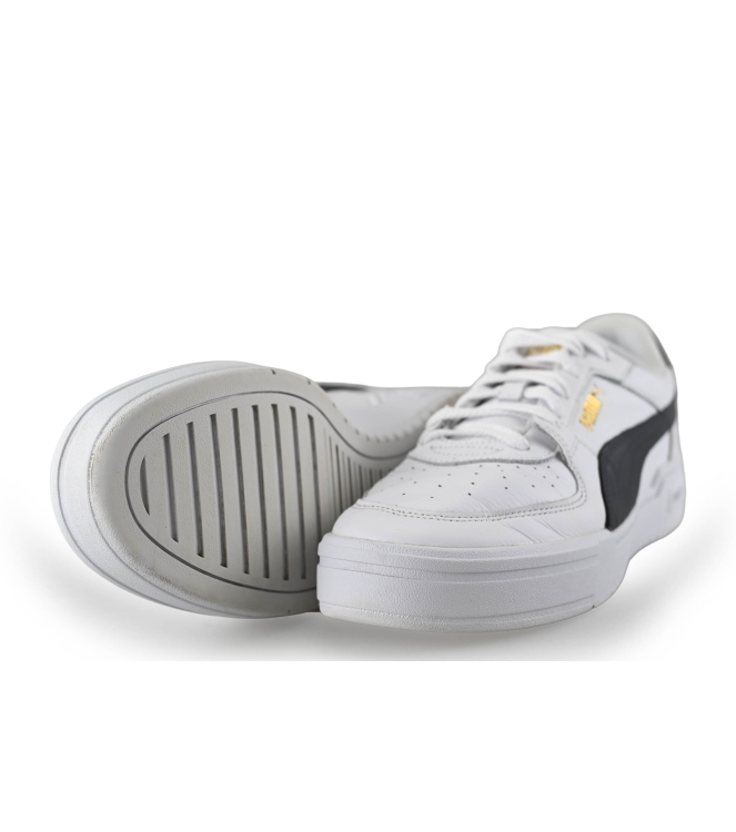 Puma Sneakers