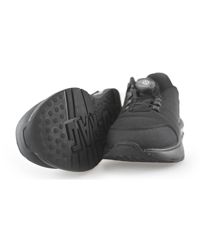 Red-Rag Sneakers