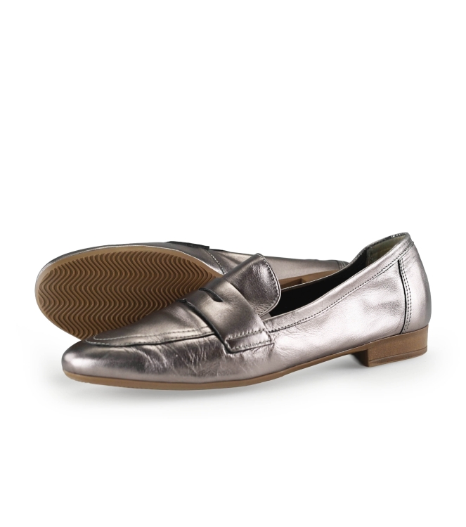 DSTRCT Loafers
