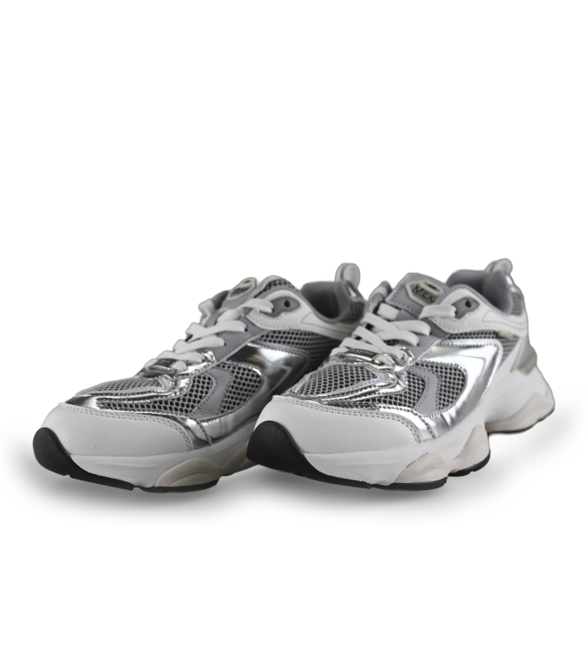 Maruti Sneakers