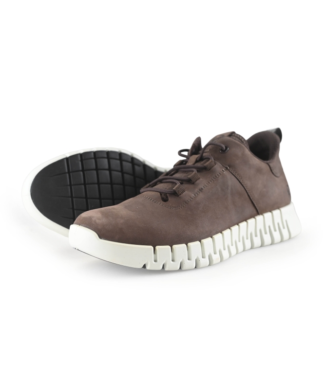 Ecco Sneakers