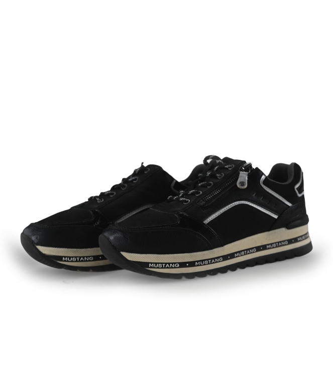 Mustang Sneakers