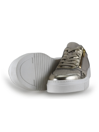 AQA Sneakers