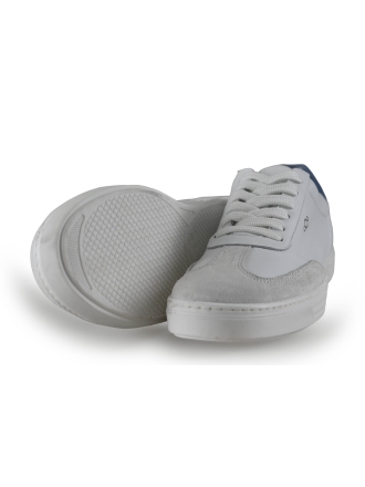 AQA Sneakers